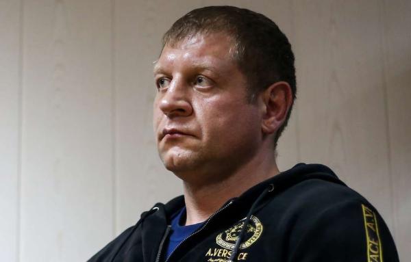 Апелляцию Емельяненко на лишение прав отклонили